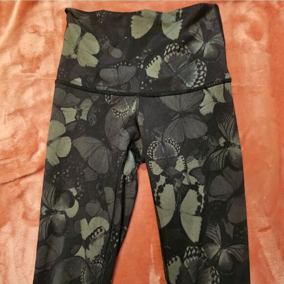 Lululemon wunder under green & black with butterfly pants sz 2 with 32" inseam - Picture 6 of 8